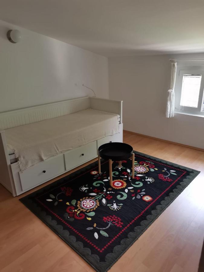 Apartments Oskar Banjole Eksteriør bilde